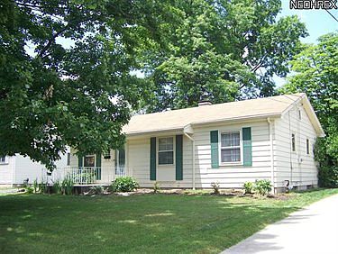 2nd image of 3280 Sunnybrooke Dr