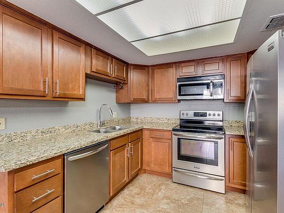 4th image of 7910 E Camelback Rd #102