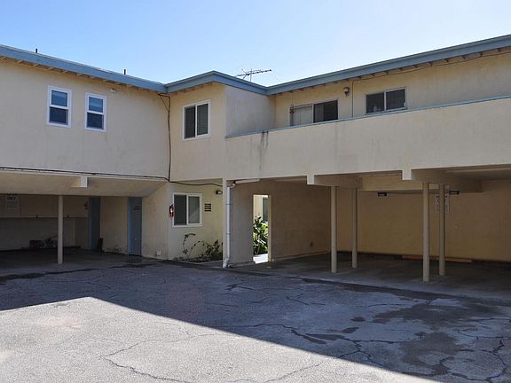 4th image of 3309 Hilltop Dr