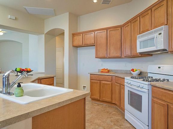 4th image of 13737 N High Mountain View Pl