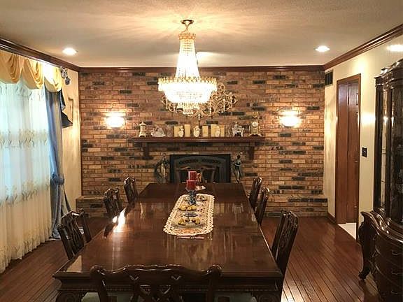5th image of 41 Maywood Dr