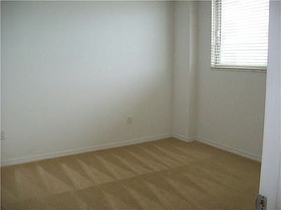 4th image of 4041 Collins Ave APT 719