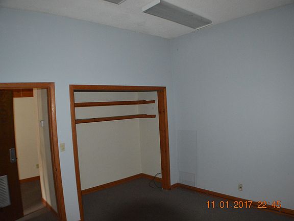 5th image of 110 N Wewoka Ave