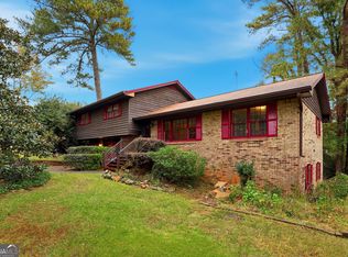 562 Gregg Dr SW, Lilburn, GA 30047