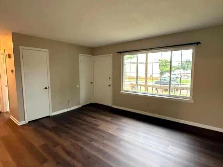 205 Glenwood Ln #1 — Photo 4
