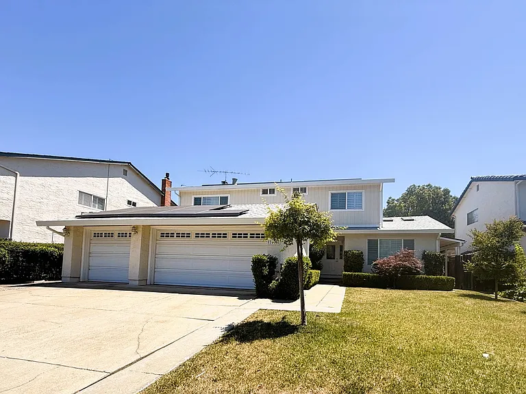 7030 Orchard Dr — Photo 2
