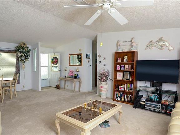 4th image of 1283 Flamingo Dr