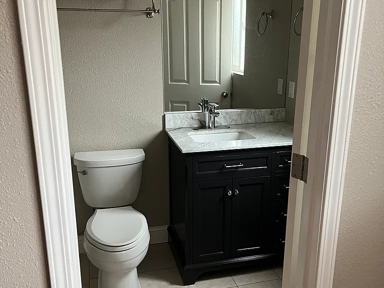 1237 Rubicon St — Photo 4