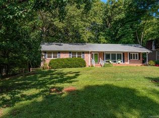 409 Beverly Cres, Charlotte, NC 28270