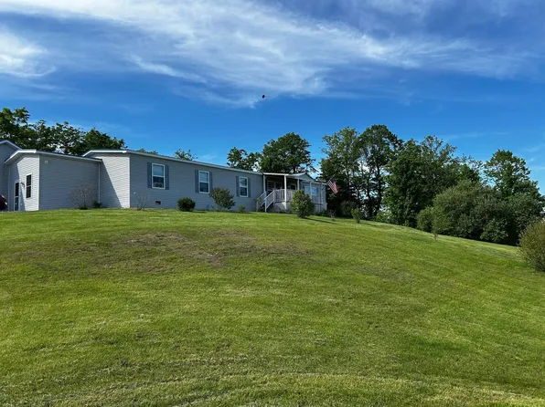 106 Tarte Road, Highgate, VT 05459