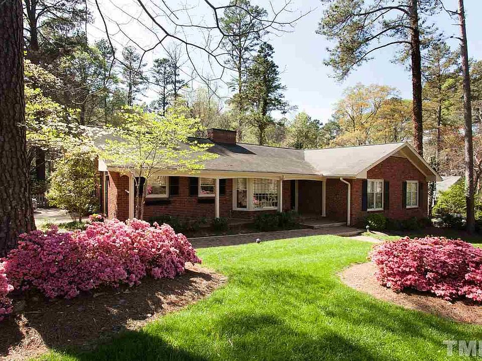 1st image of 68 Kimberly Dr
