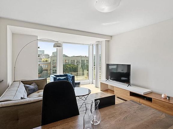 3rd image of 555 4th St Unit 509