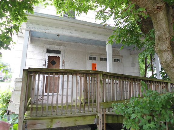 4th image of 3565 Moxahala Park Rd