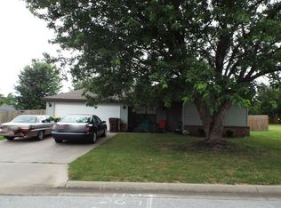 124 S Brandon St, Lowell, AR 72745