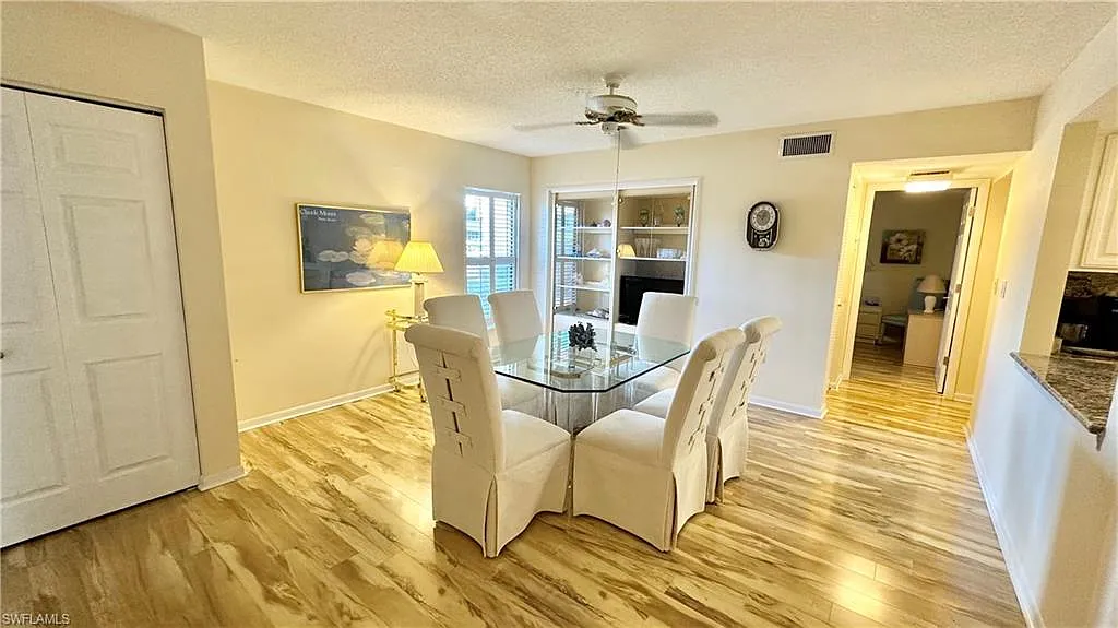 2 bed, 2.0 bath, 1430 sqft, $3,500 — Photo 4