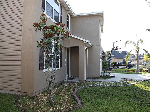 2nd image of 444 Bostwick Cir