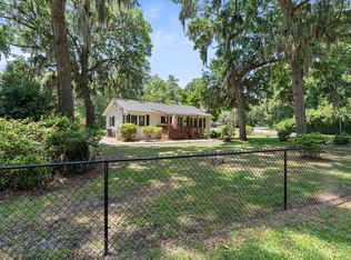 2420 Pine Ct N, Beaufort, SC 29902