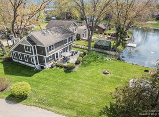 10095 John R St, Whitmore Lake, MI 48189