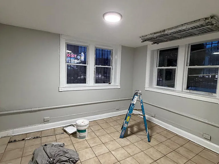 9-11 Fuller Pl #15 — Photo 3