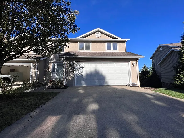 240 Newberry Ln — Photo 37