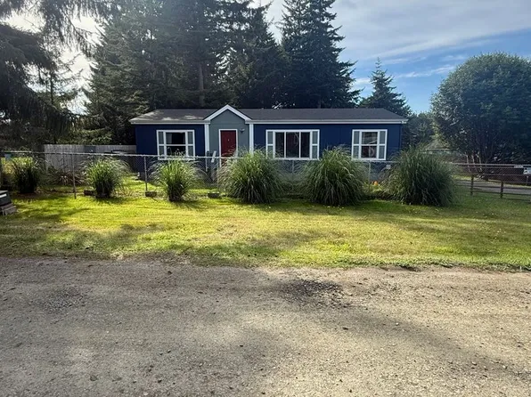 90842 Sand Dollar Ln, Coos Bay, OR 97420