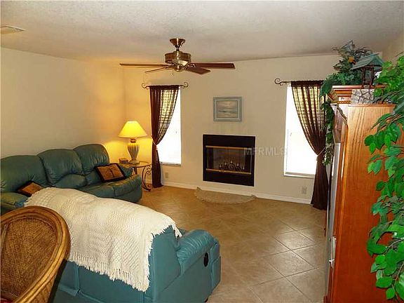 4th image of 133 Haddock Dr