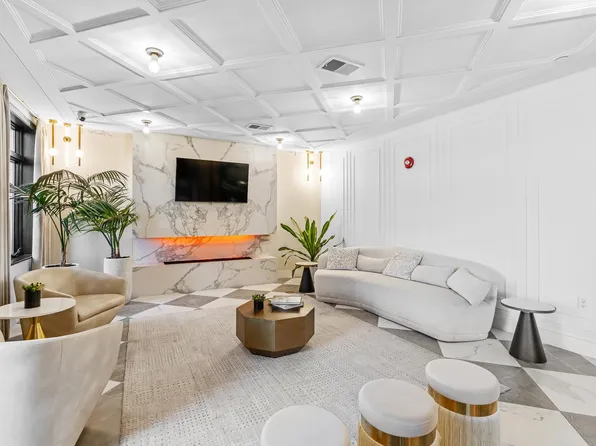 7400 River Road image 27 of 34