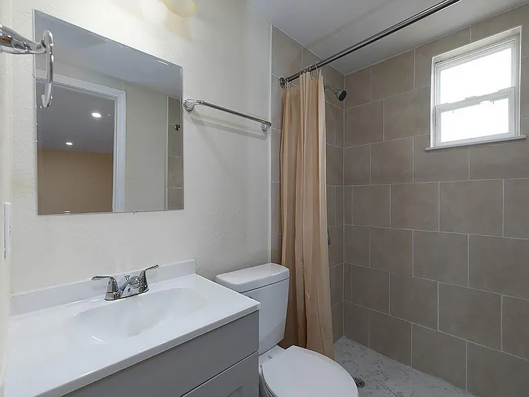 16 Huntcliff Dr — Photo 24