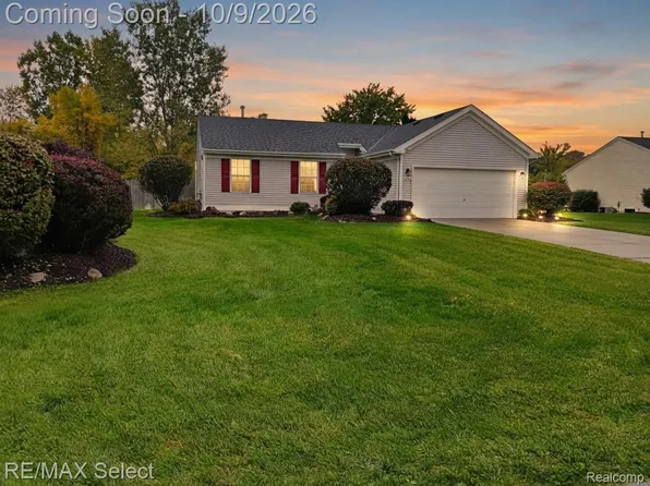 4406 Eagle Ln, Burton, MI 48519