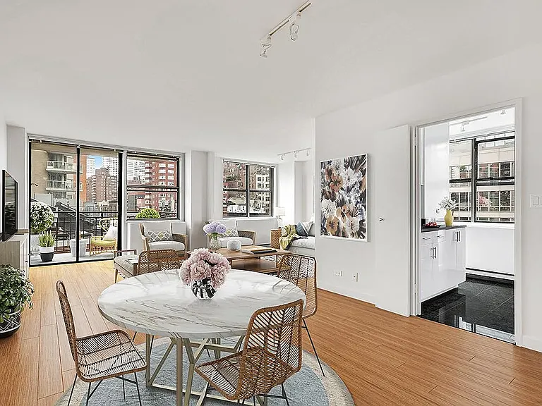 300 E 75th St #21J — Photo 1
