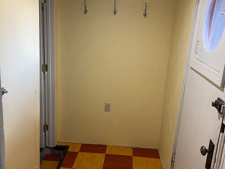 Mudroom, Tons of storage