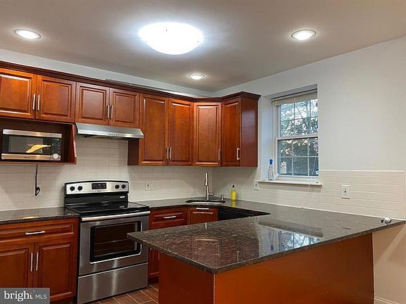 3rd image of 1514 Dickinson St #1