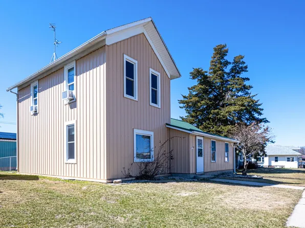 109 E Lena St, Lena, IL 61048