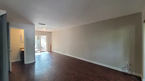 513 SW 68th Ter #D Photo 1 513 SW 68th Ter #D Photo 1