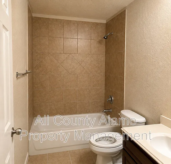 5565 Saffron Way — Photo 31