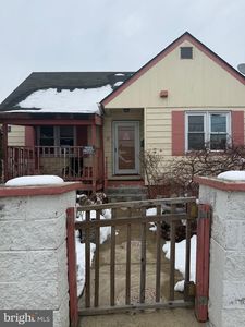 28 W Almond St, Vineland, NJ, 08360