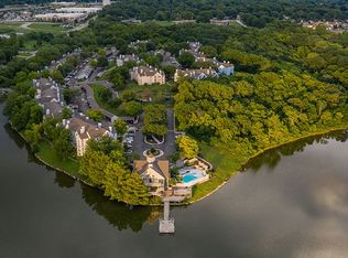 Whispering Lake Apartments, Kansas City, MO 64133