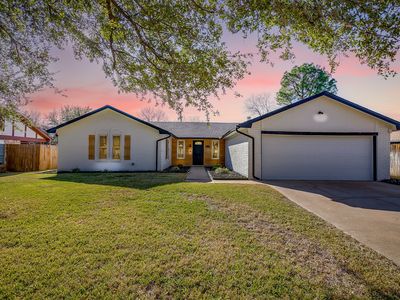 317 Northglen Dr, Hurst, TX, 76054