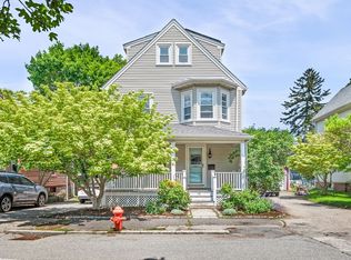 16 Desmond Ave, Manchester, MA 01944