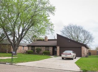 1620 Crestwood Ct, Texas City, TX 77591