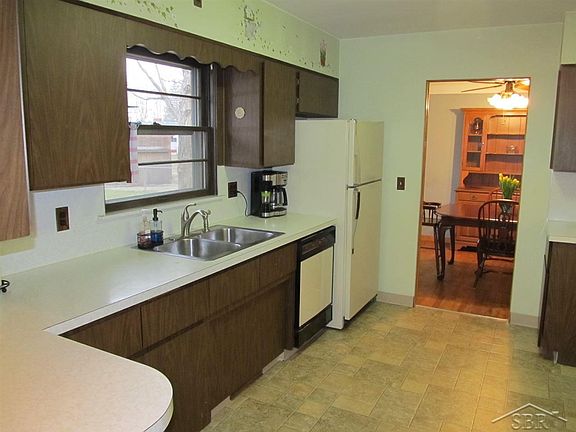 4th image of 4375 Ann St