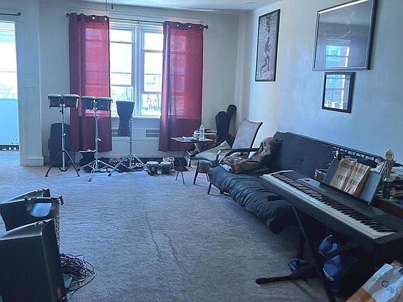 5th image of 7388 Rugby St