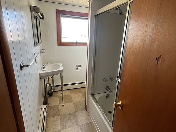5th image of 40 Aroostook Ave #4