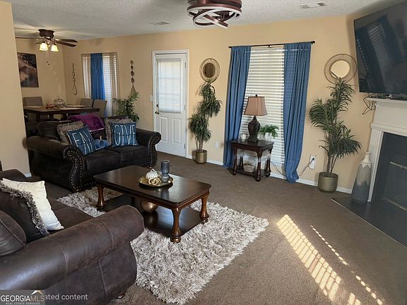 4th image of 5842 Waggoner Ct
