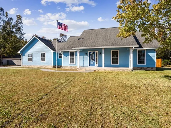 183 Rainbow Ln, Woodbine, GA 31569