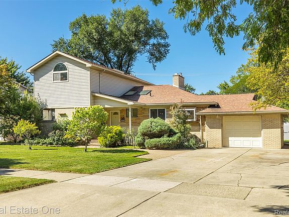 2nd image of 25313 Scotia Rd