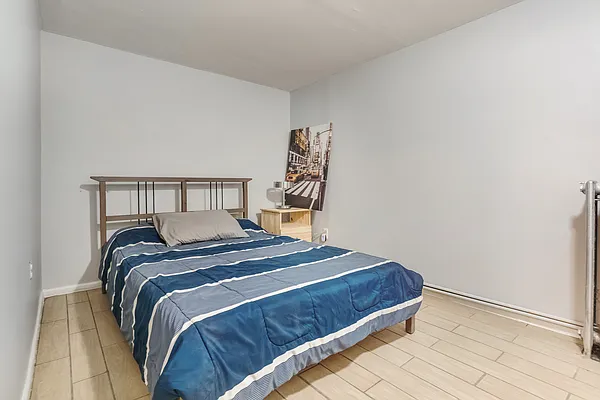 Rented by Compass | media 8