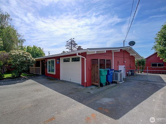 3rd image of 16972 Vaughn Rd