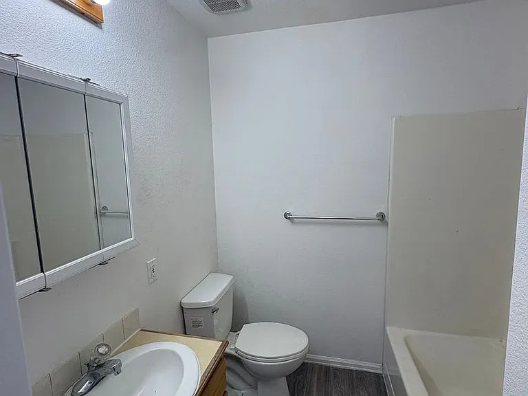 324 21st Ave #A — Photo 31