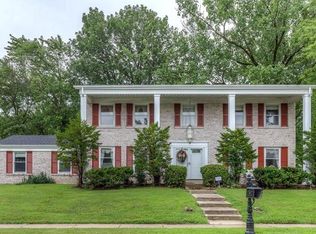 12056 Villa Dorado Dr, Saint Louis, MO 63146